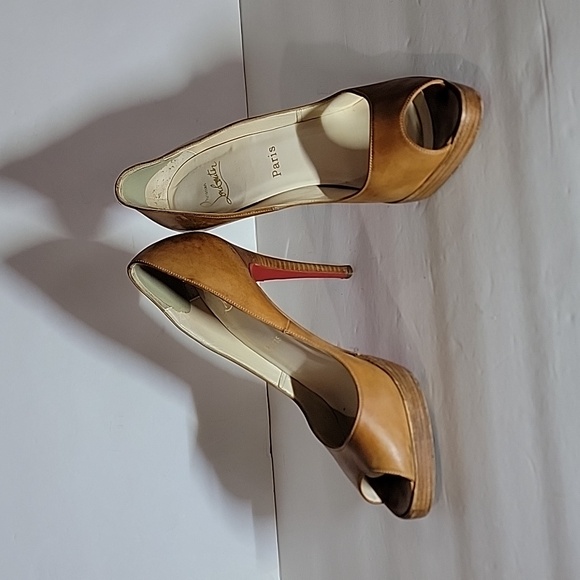 Christian Louboutin Leather red bottoms D'Orsay tan peep toe pumps 39.5 - Picture 3 of 13